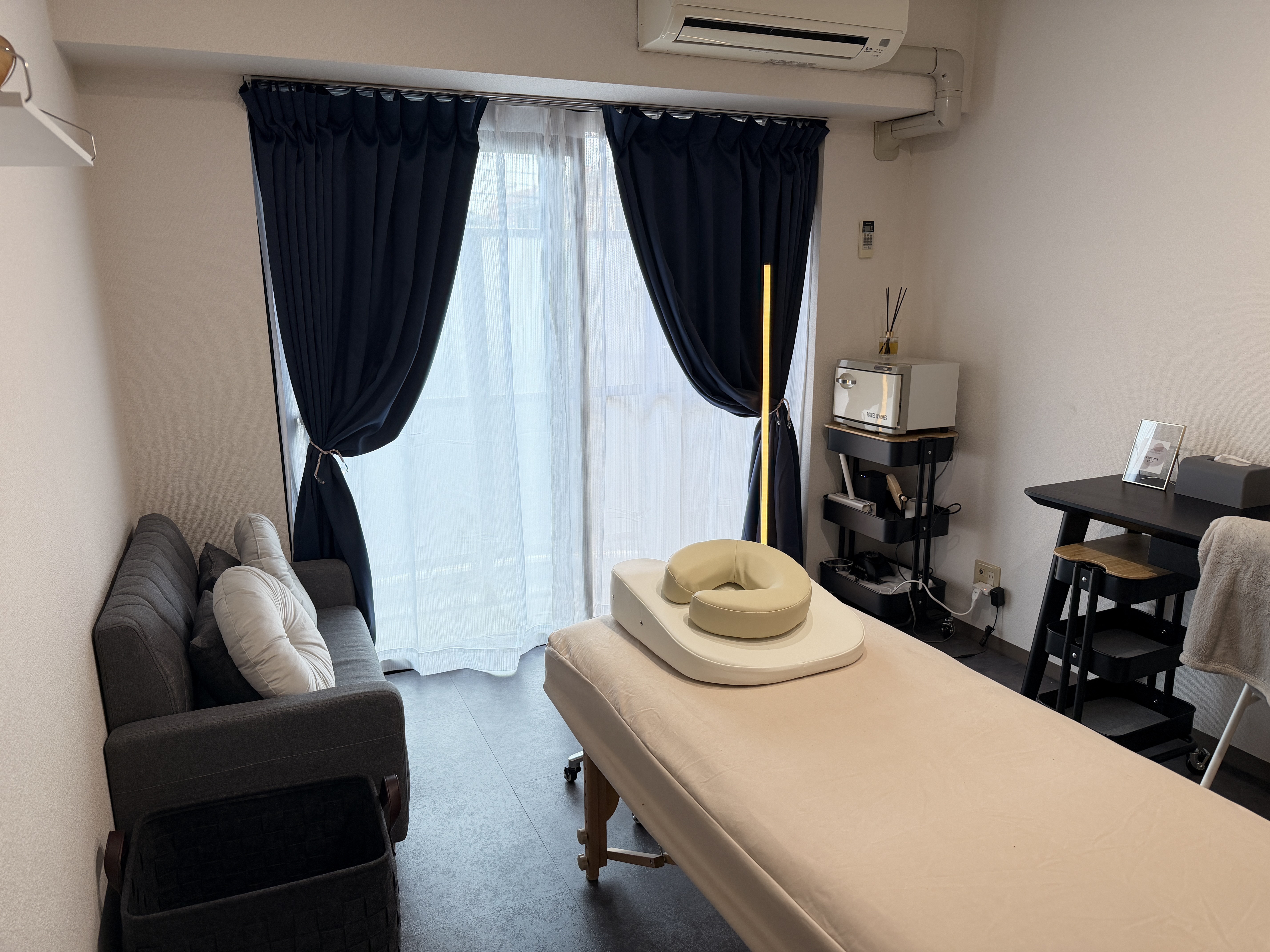 Asteria サロン内観